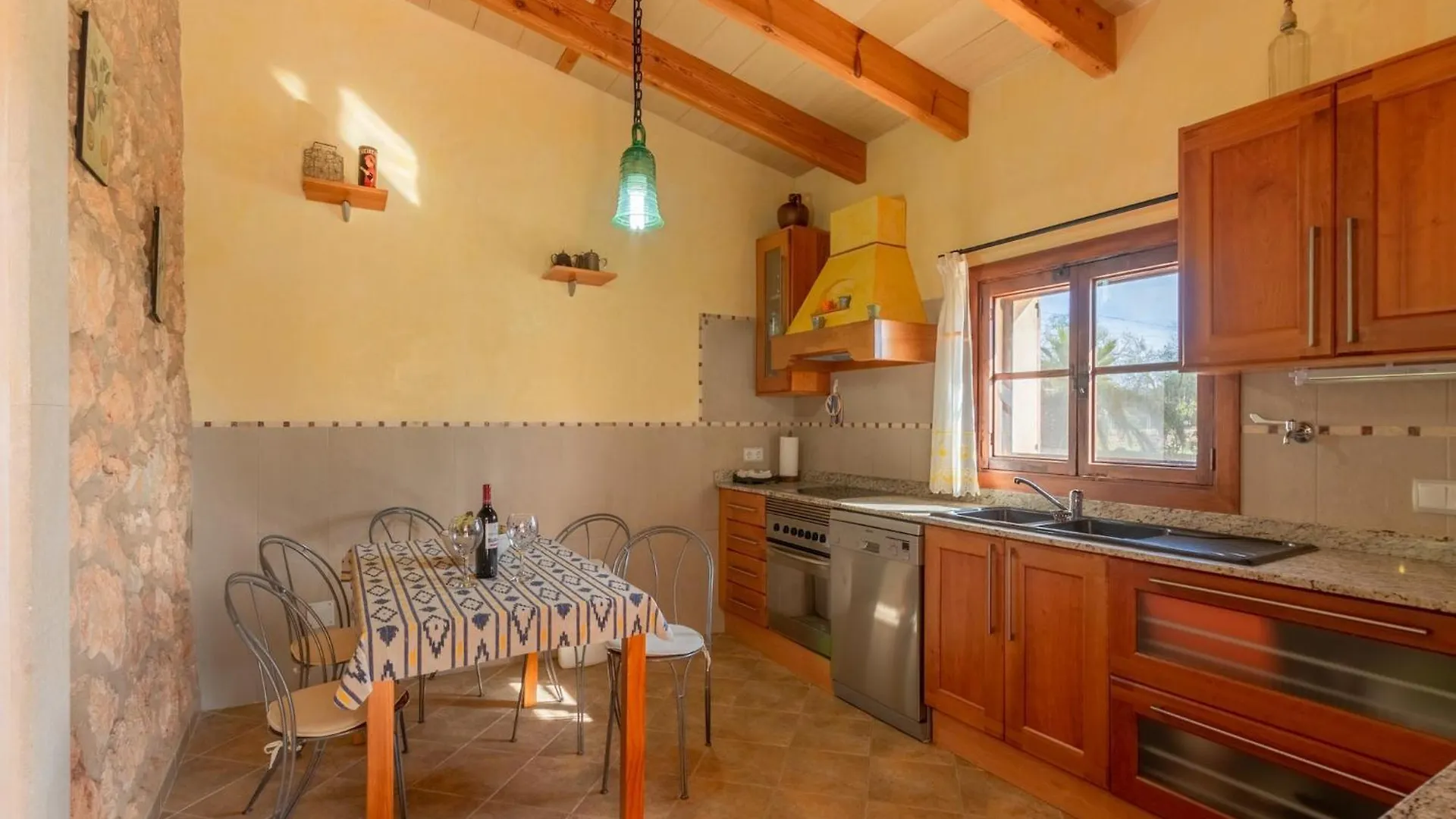 Country House Near Algaida Beach