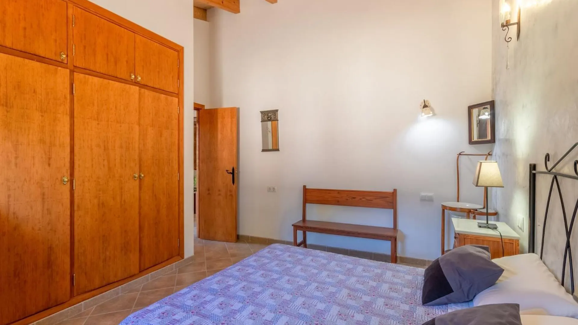 Country House Near Algaida Beach Hébergement de vacances
